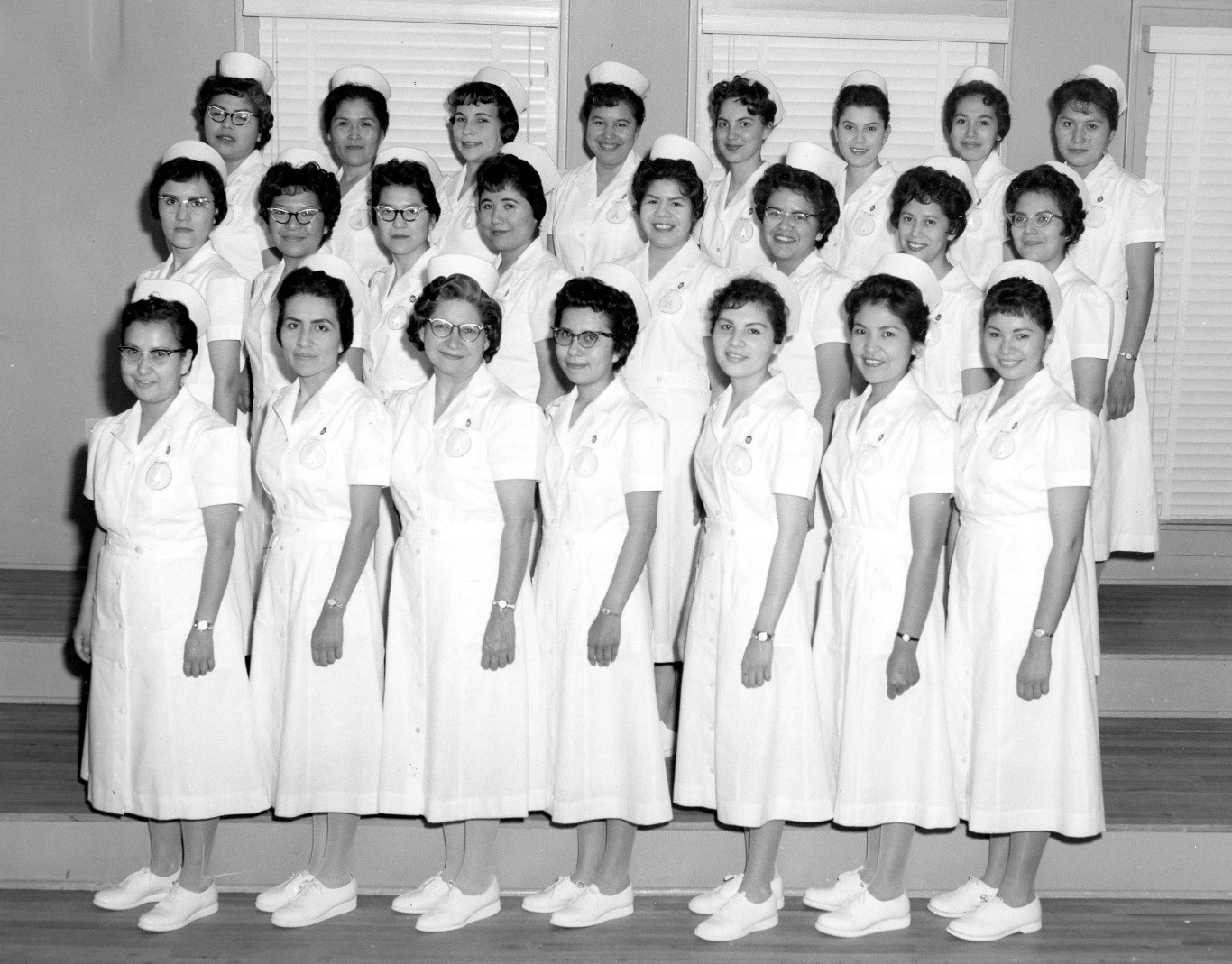 35th graduating class of the Indian School of Practical Nursing, Albuquerque, New Mexico
(National Archives)