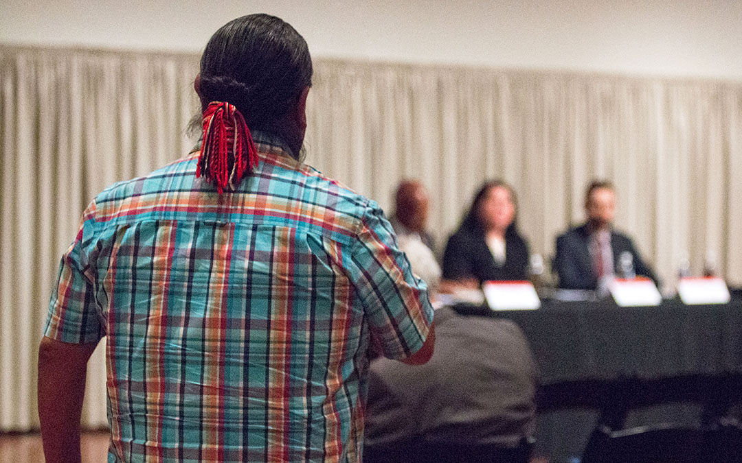 American Indian and Alaska Native veterans participated in roundtable discussion hosted by VA.